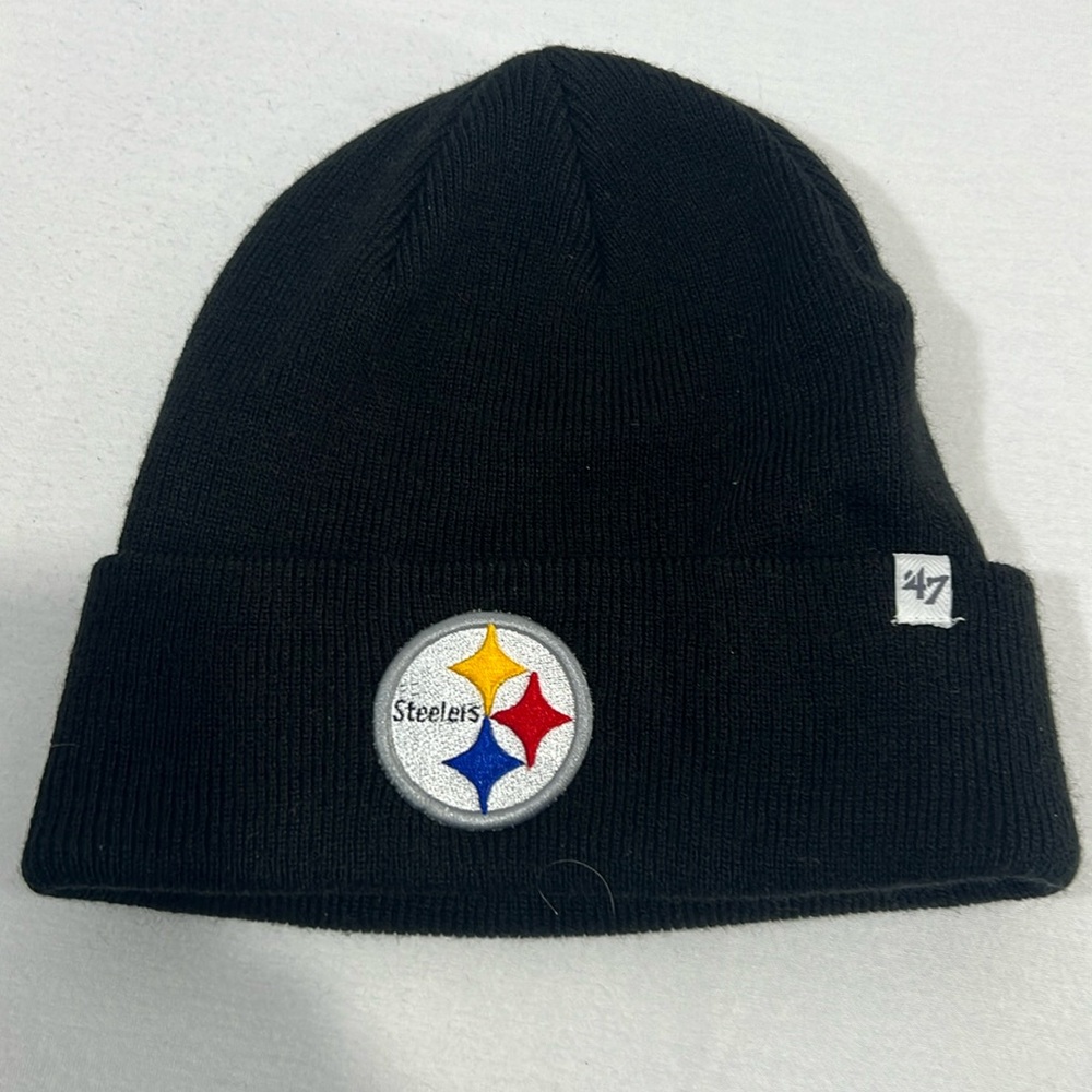 Pittsburgh Steelers winter Hat Black new no tags